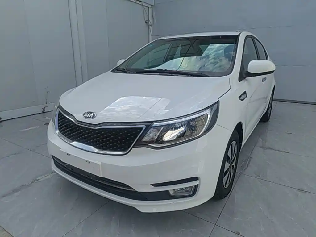 Фото 2 - Kia K2