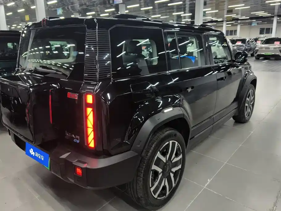 2025 iCAR 03