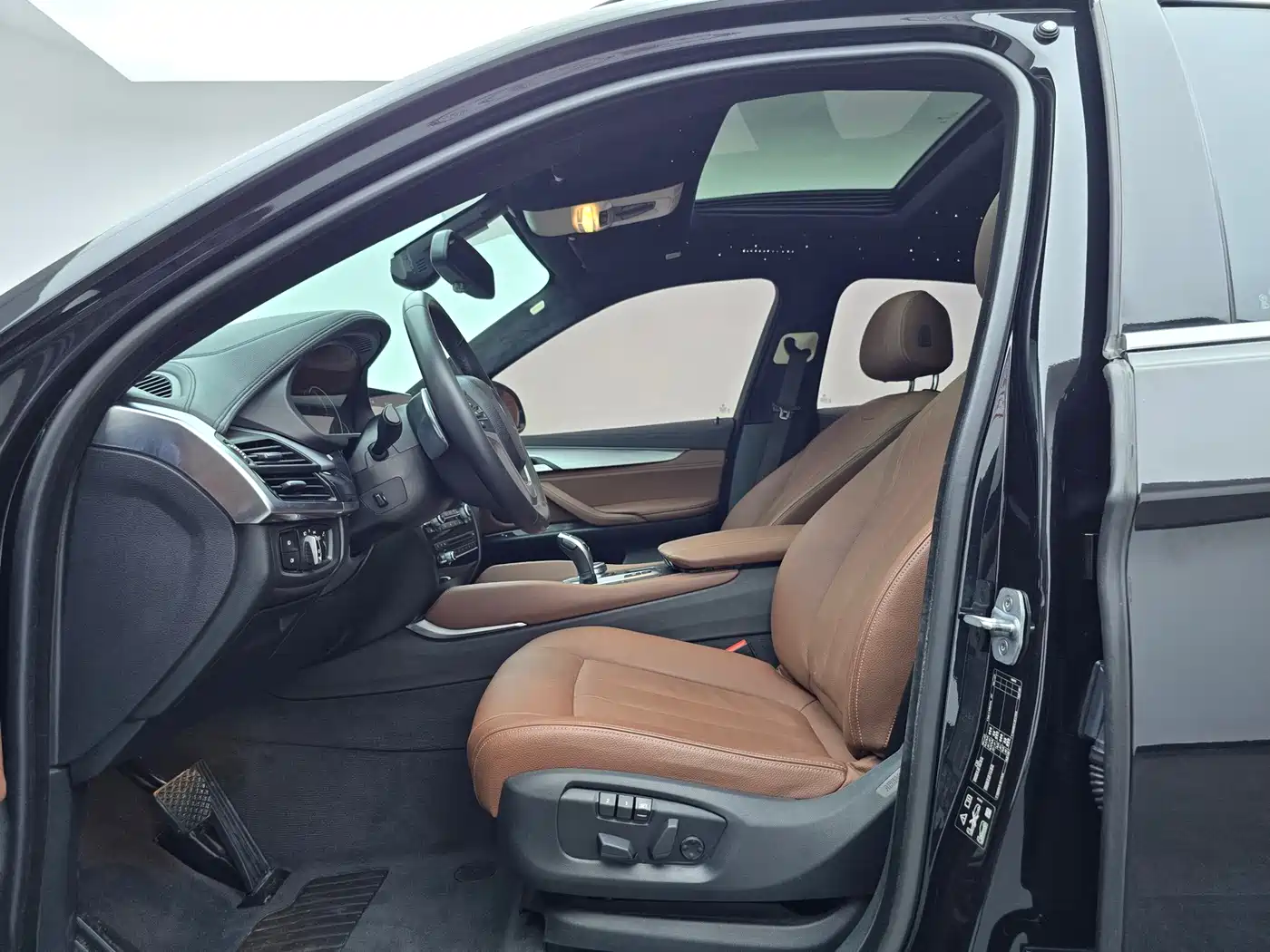 BMW X6 2018 xDrive35i Leading Model фото 13
