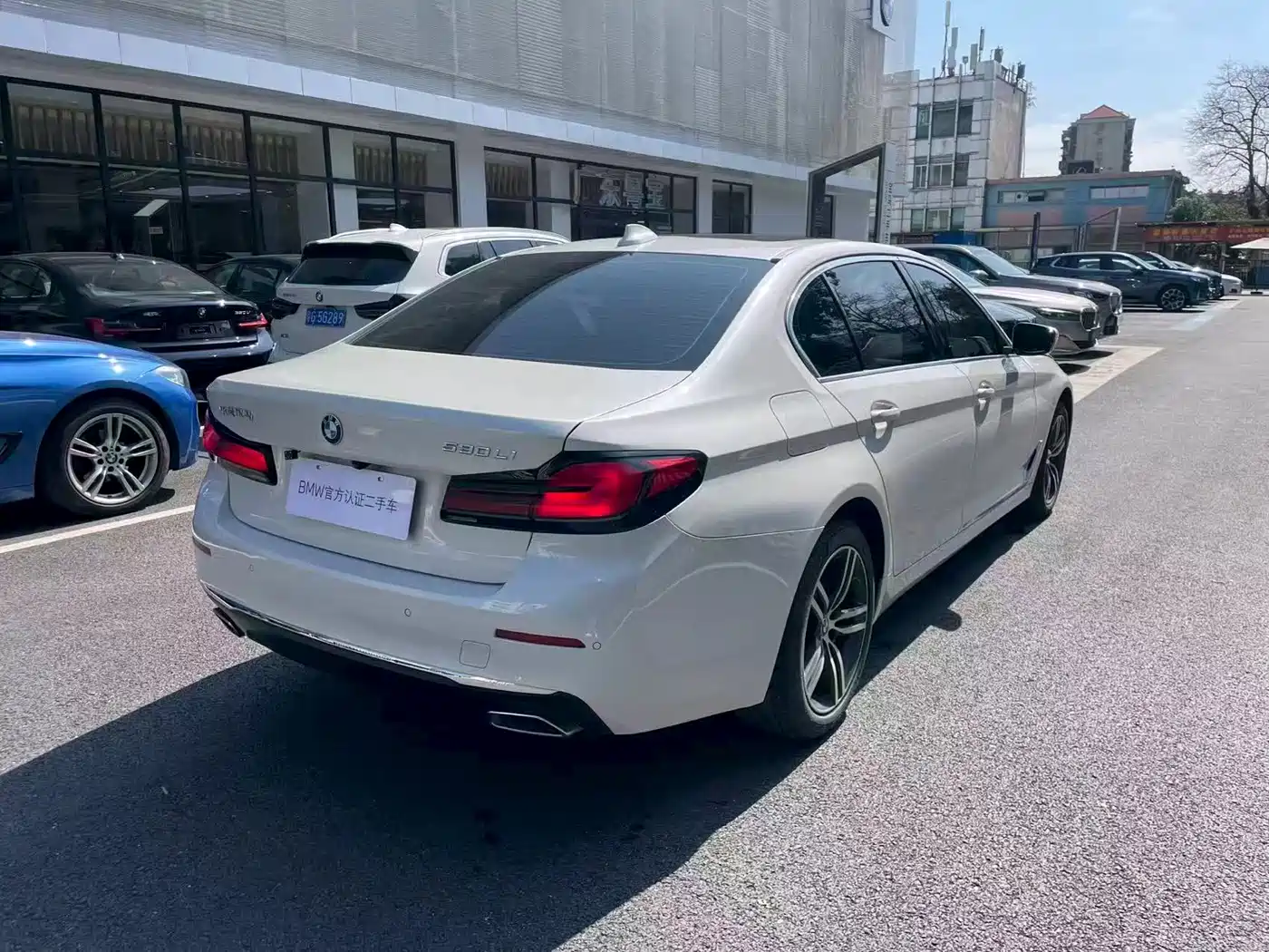 BMW 5 Series 2023 530Li Leading Luxury Package фото 12