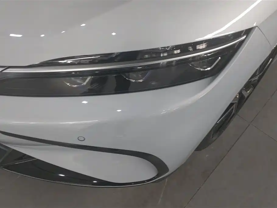 BYD Han 2025 DM-i 125KM Premium фото 5
