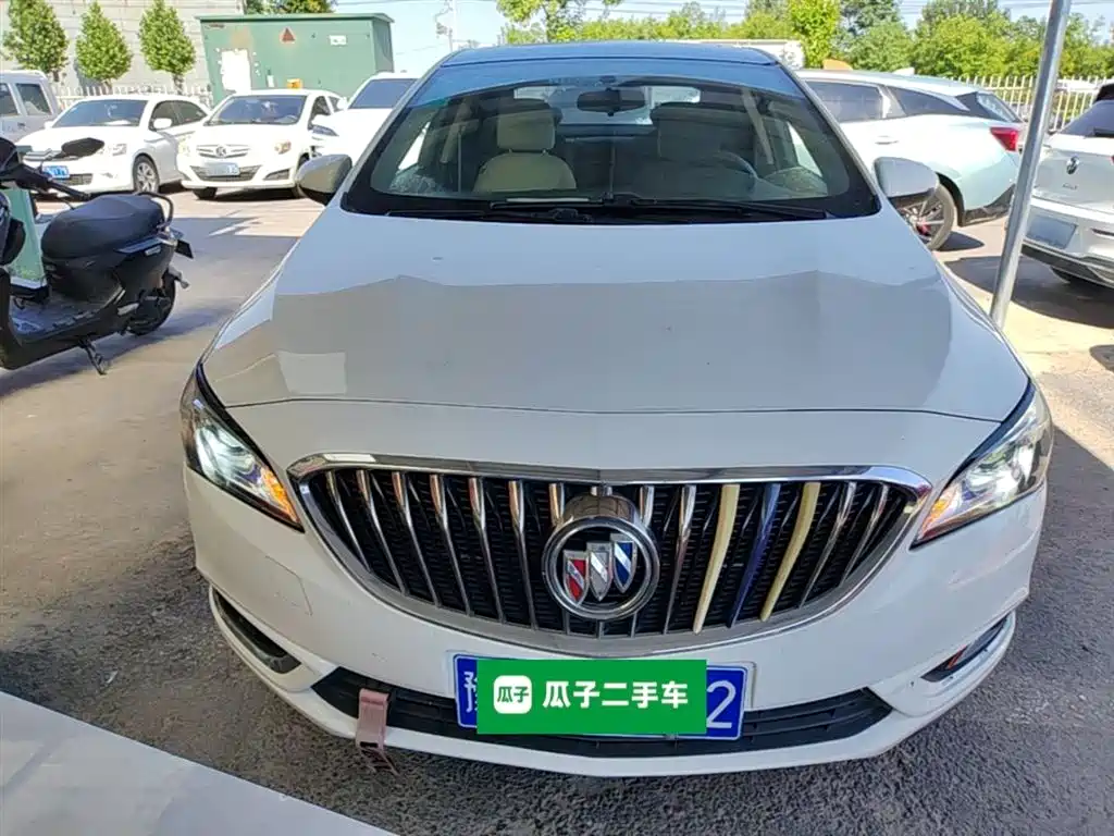 Buick Verano 2015 Sedan 15S Automatic Progressive фото 3