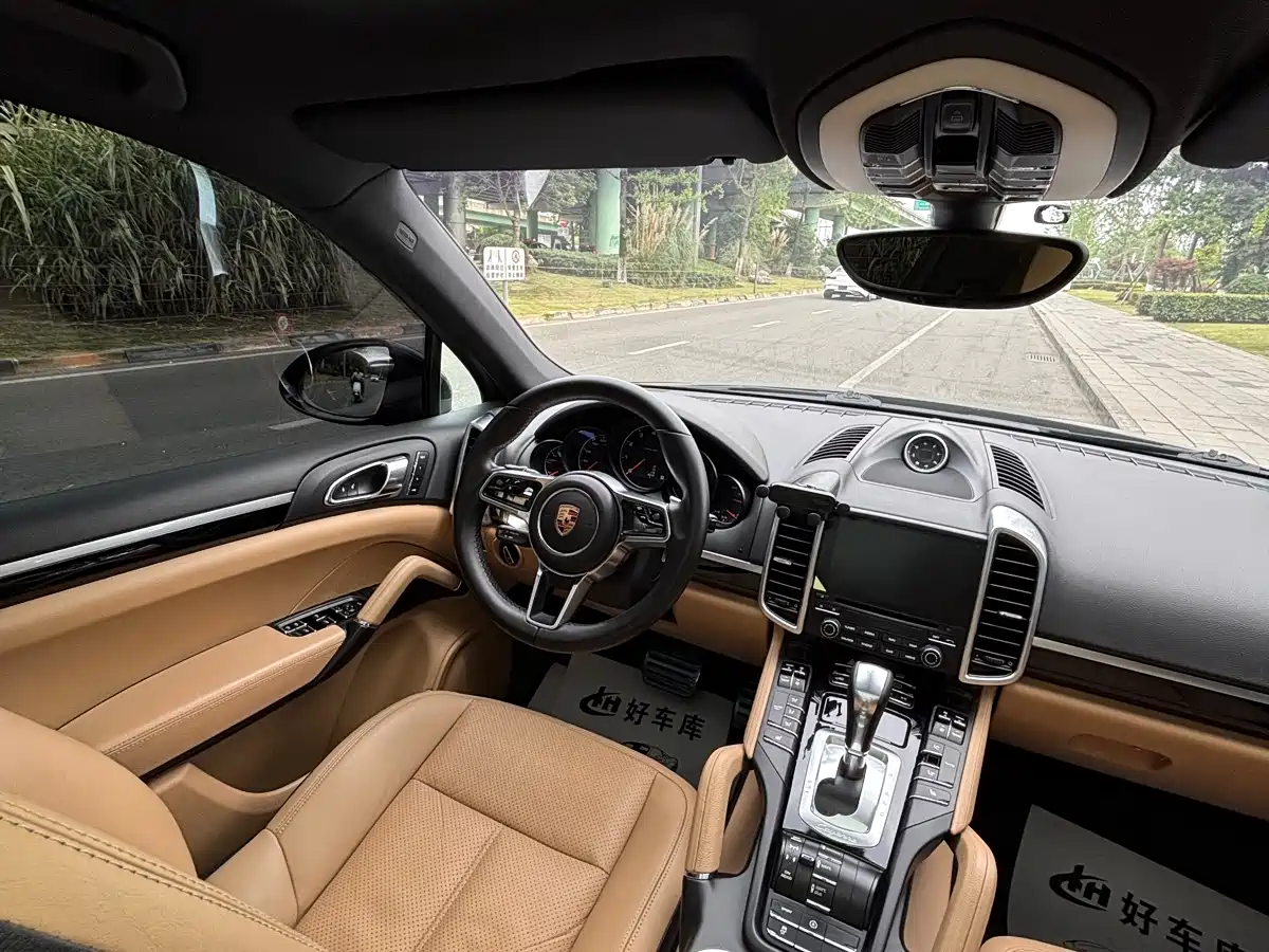 Porsche Cayenne 2016 Cayenne 3.0T фото 9