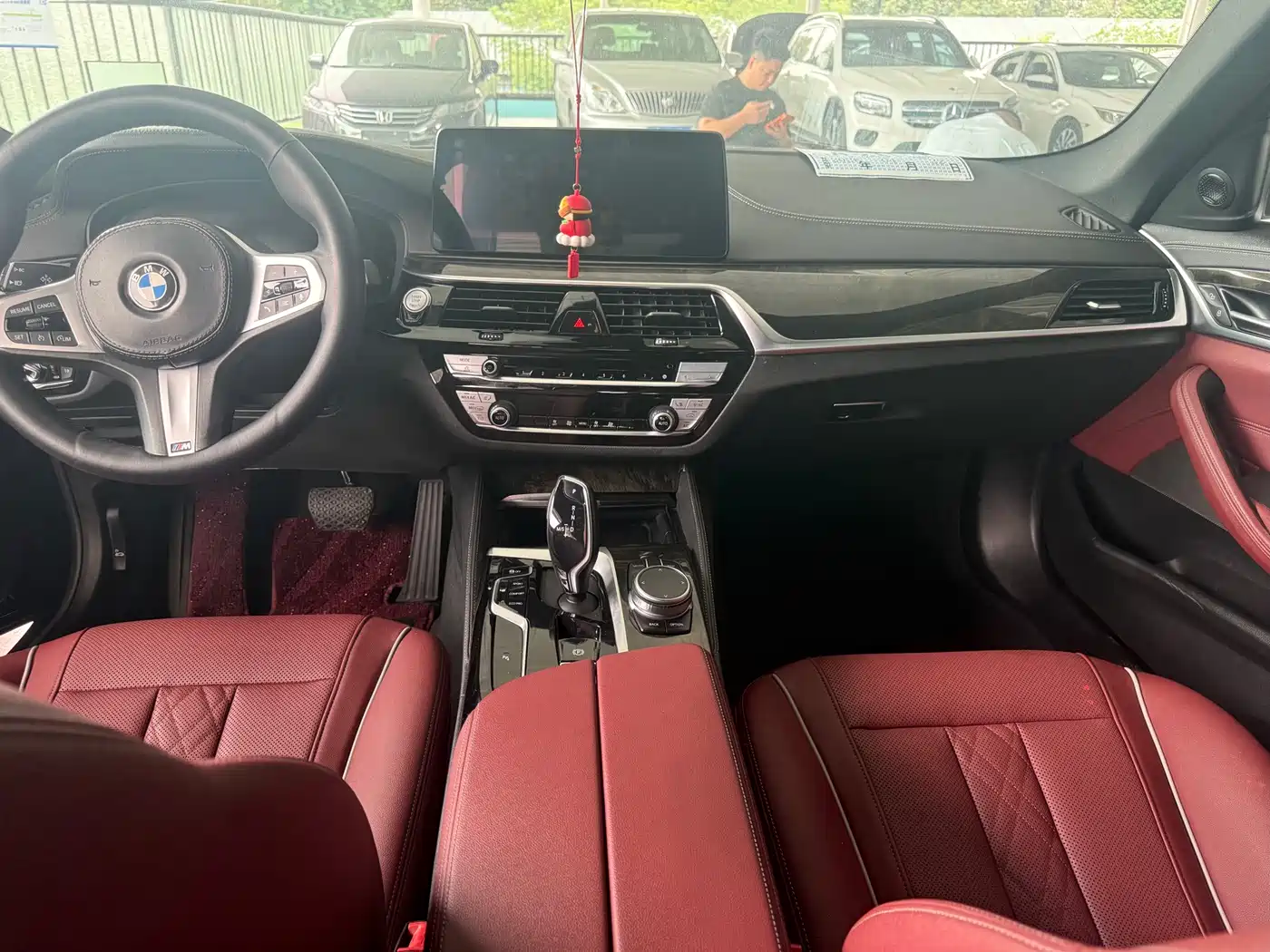 BMW 5 Series 2021 525Li M Sport Package фото 10
