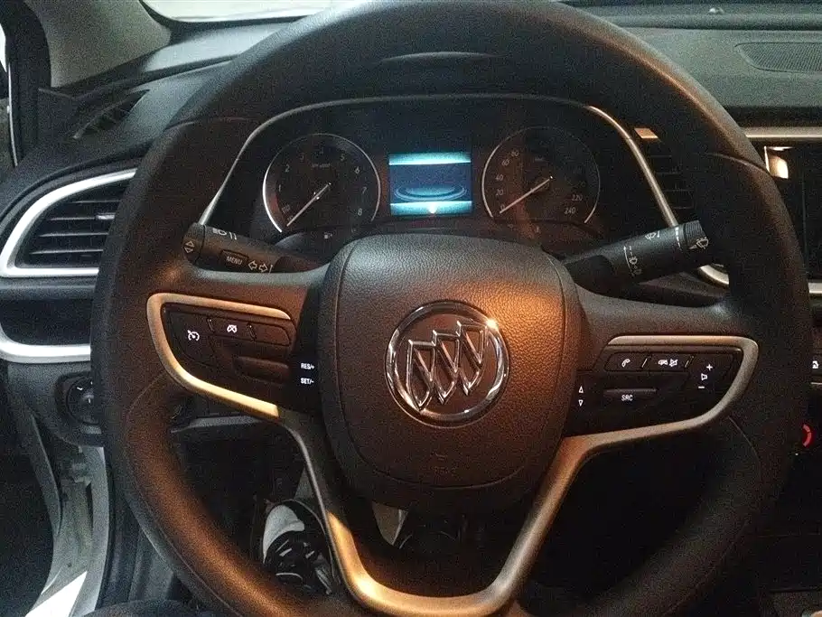 Buick Excelle 2021 Exemplar 1.5L Auto Elite фото 15