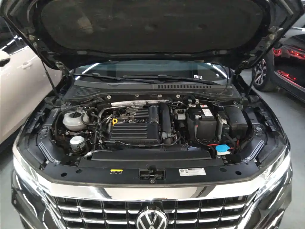 Volkswagen Passat 2020 Facelift 280TSI Business Version China VI фото 20