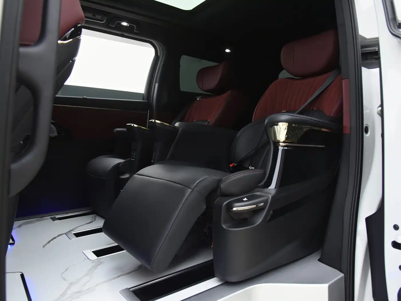 GAC Trumpchi Trumpchi M8 2025 Model Master Series Super Hybrid Edition фото 5
