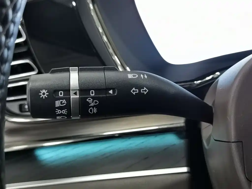 BYD Han 2022 DM-i 121KM Premium Edition фото 21