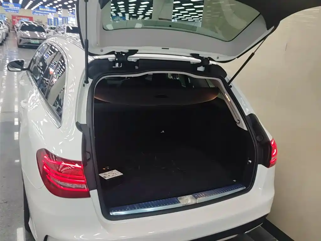 Mercedes-Benz C-Class (Import) 2020 Facelift C 260 Station Wagon фото 19