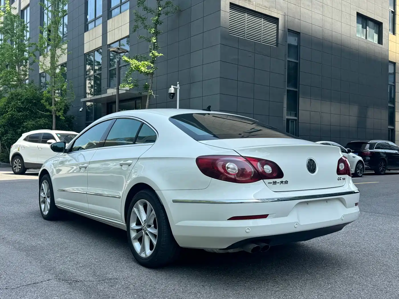 Volkswagen FAW-Volkswagen CC 2012 1.8TSI Elite фото 4