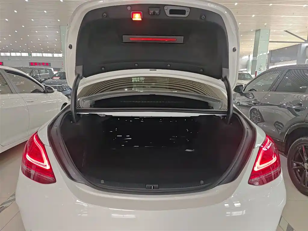 Mercedes-Benz C-Class 2019 C 180 L Fashion Sport Edition фото 19