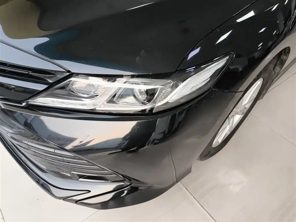 Toyota Camry 2018 2.0E Elite Edition фото 19