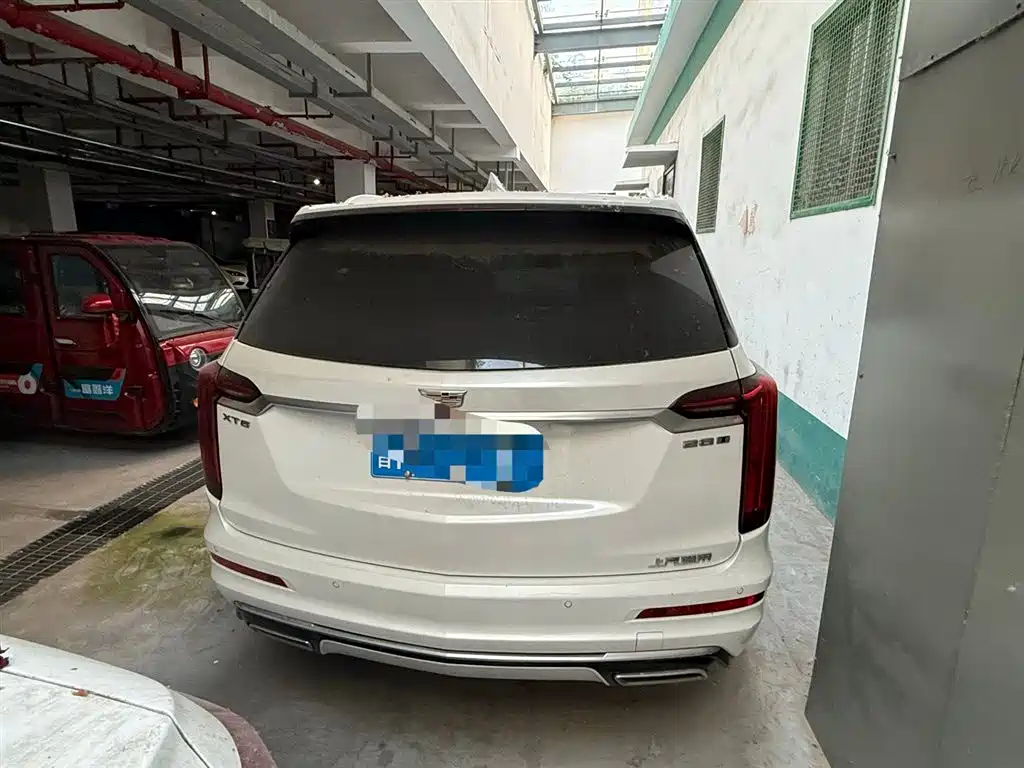 Cadillac XT6 2021 28T 6-Seater Luxury Sport Ultimate Safety Edition фото 6