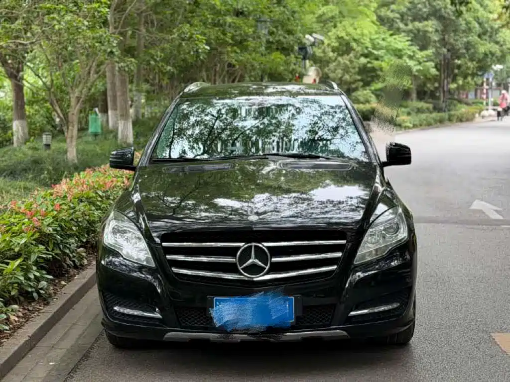 Mercedes-Benz R-Class 2017 R 320 4MATIC Business Collector's Edition фото 2