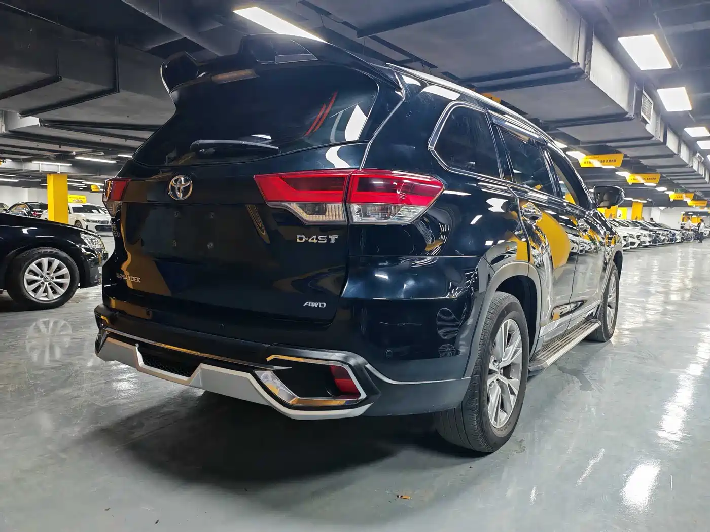 Toyota Highlander 2018 2.0T 2WD Elite 7-seater (China V) фото 7