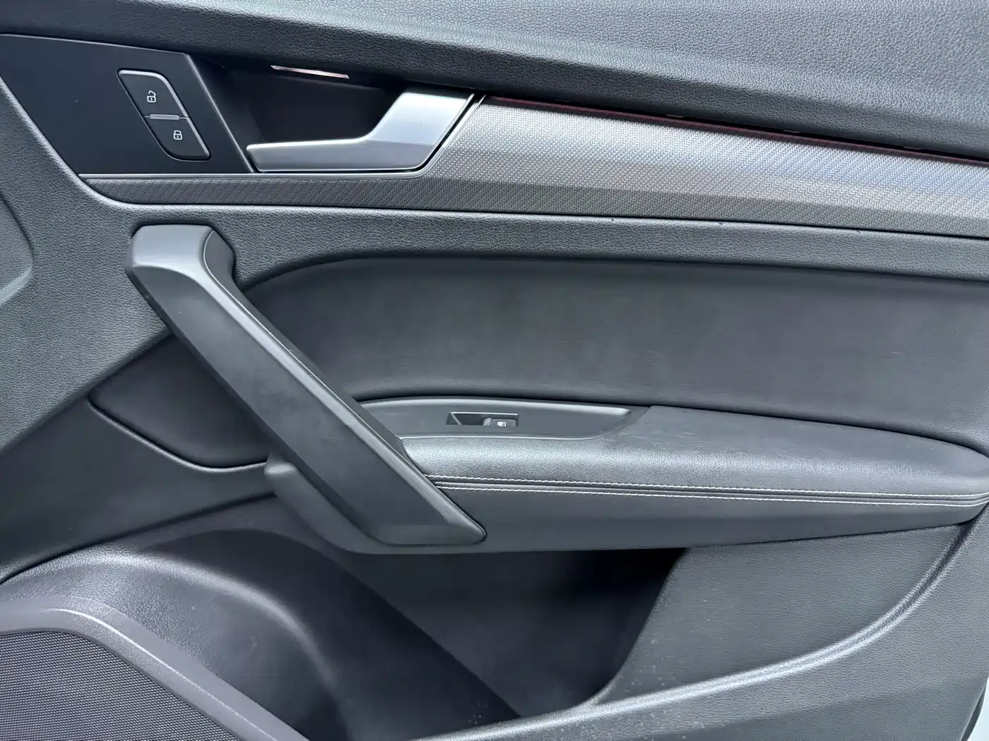 Audi Q5L 2022 40T Luxury Dynamic фото 16