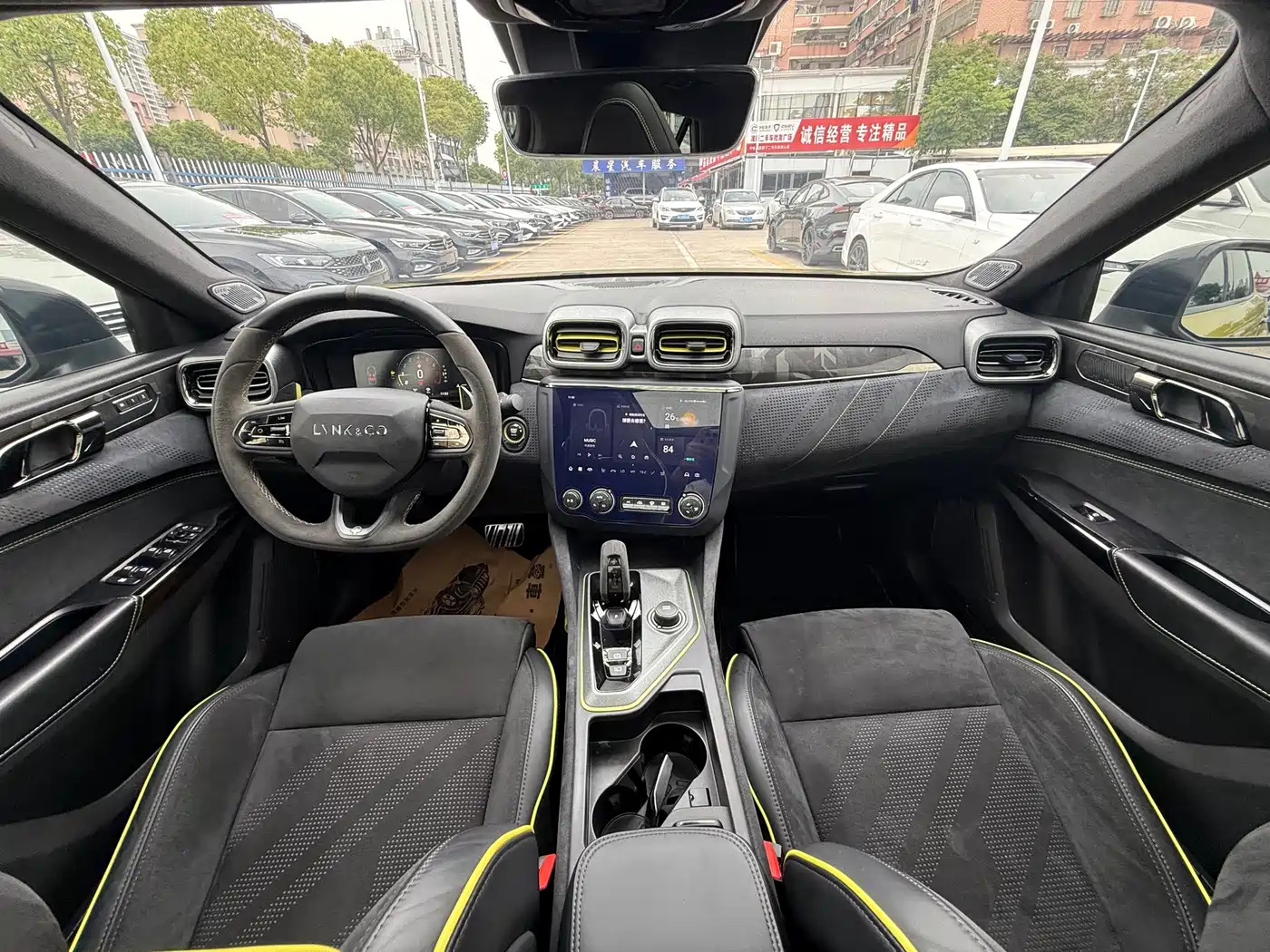 Lynk & Co 03 2021 03+ 2.0TD Auto Wind Rider Edition фото 14