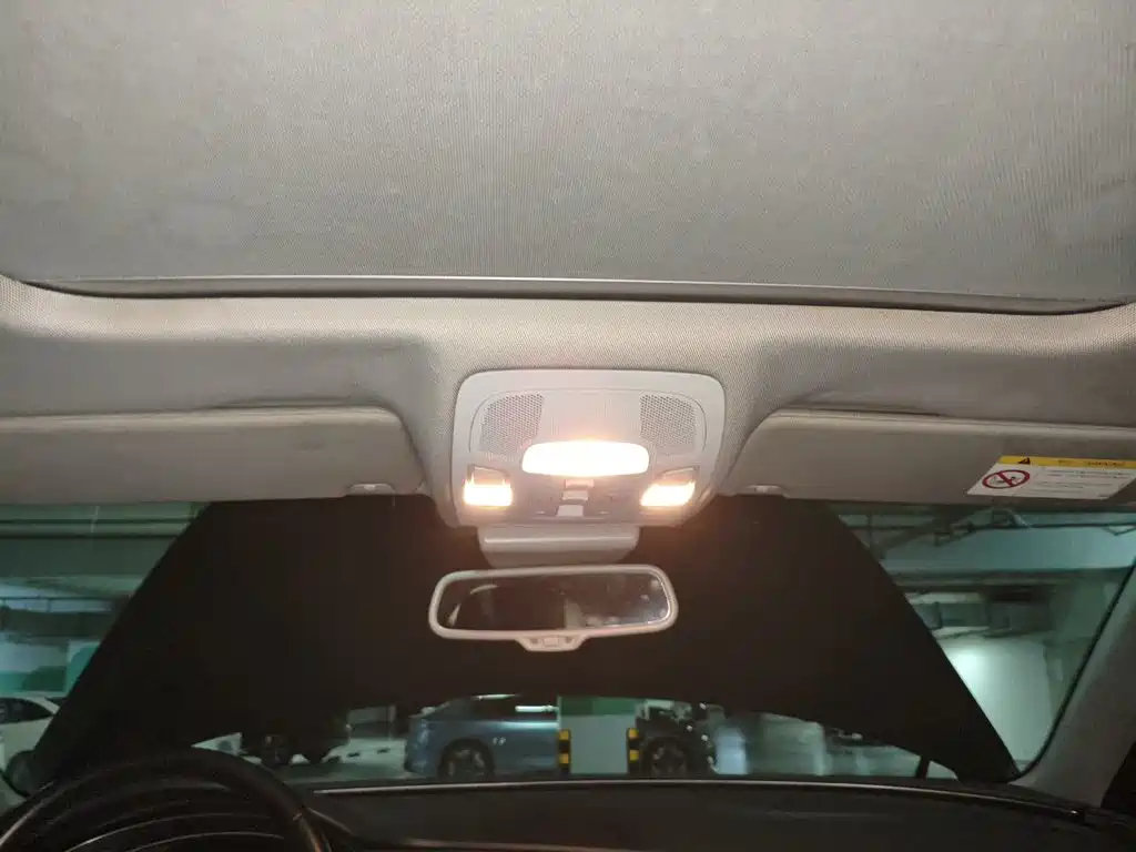 Фото 19 - Audi A6L