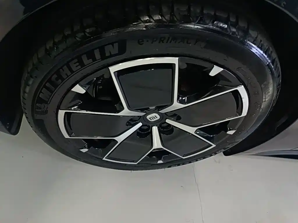 Фото 24 - Xiaomi SU7