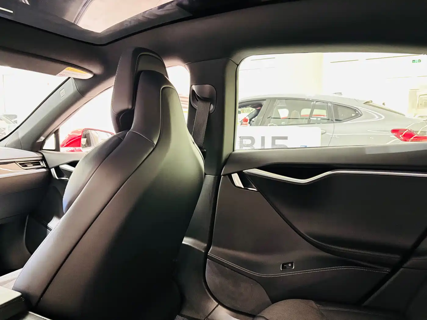 TESLA MODEL S