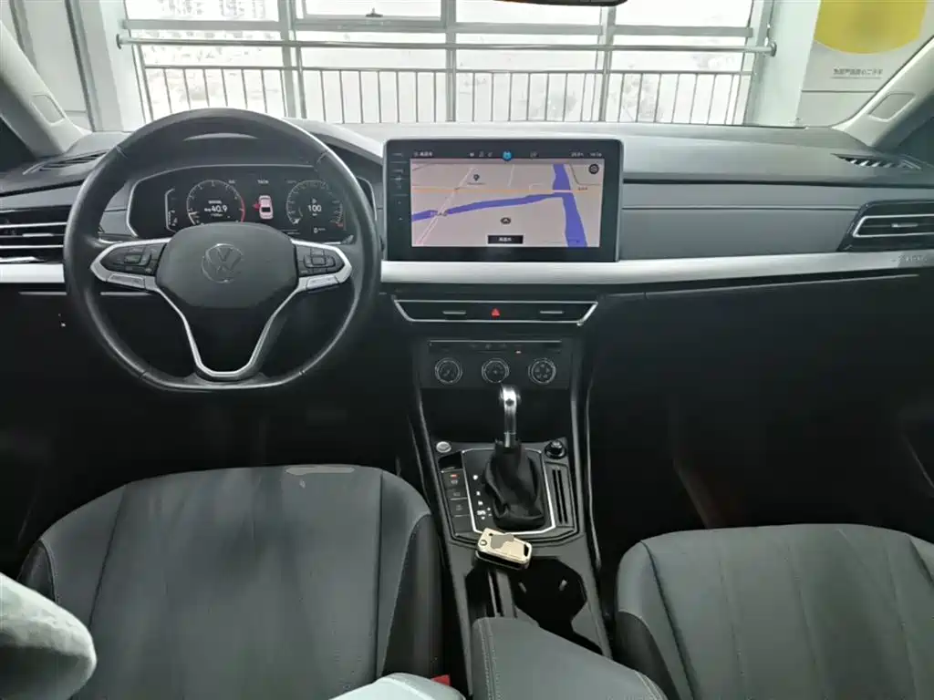 Volkswagen Lavida 2023 1.5L Auto Five Million Edition фото 10