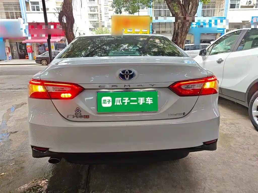 Toyota Camry 2023 Hybrid 2.5HGVP Leading Edition фото 6