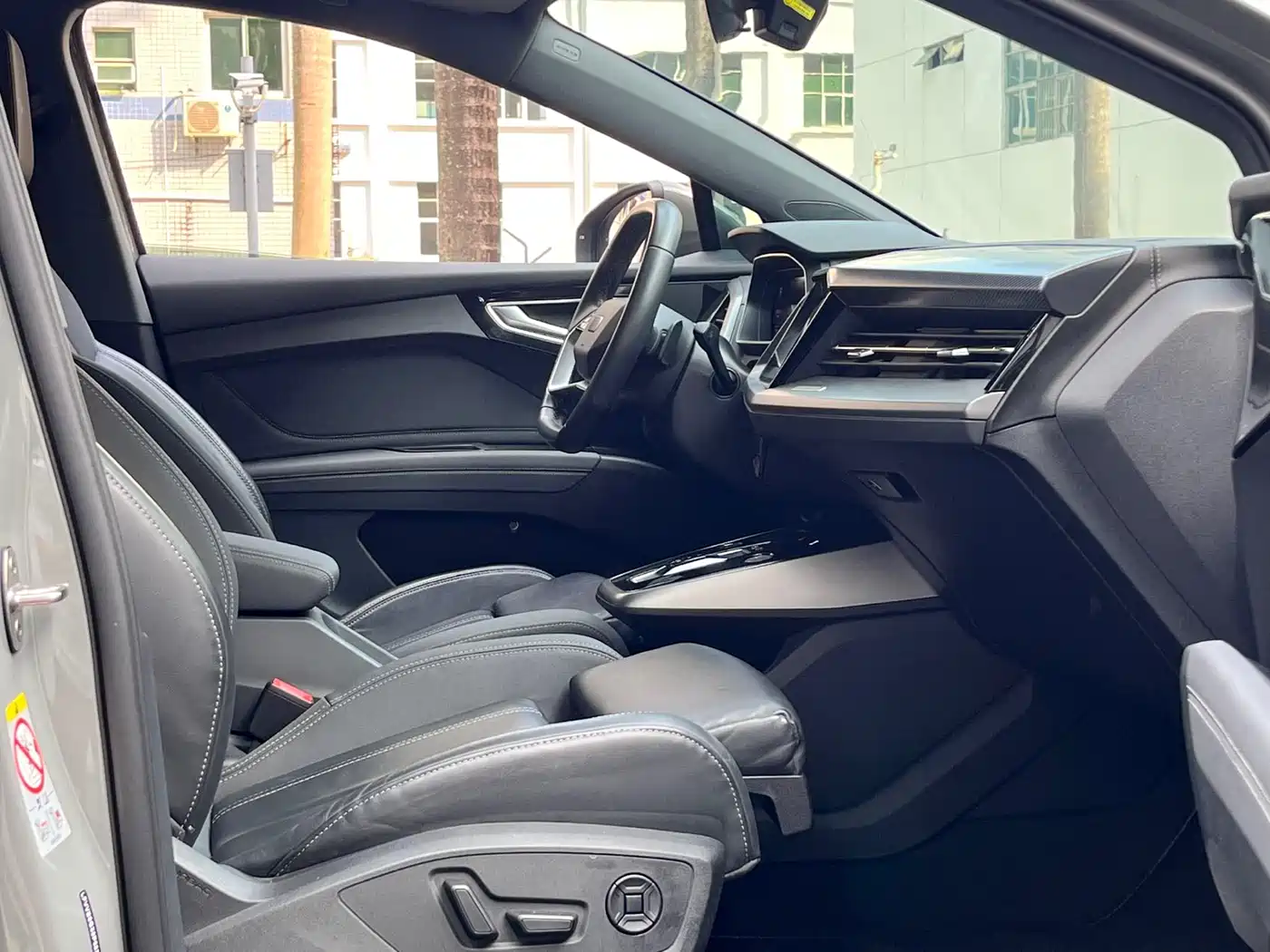 Audi Q4 e-tron 2023 40 e-tron Pioneer Edition фото 11