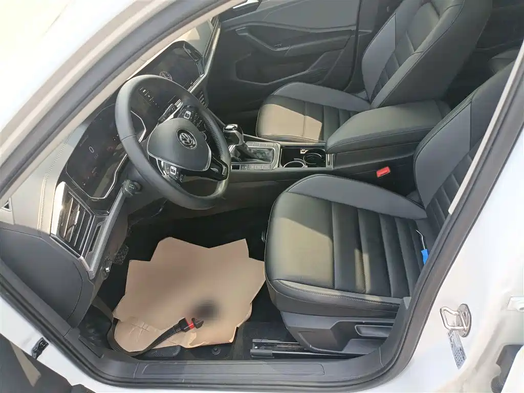 Volkswagen Sagitar 2021 280TSI DSG Surpassing Edition фото 15