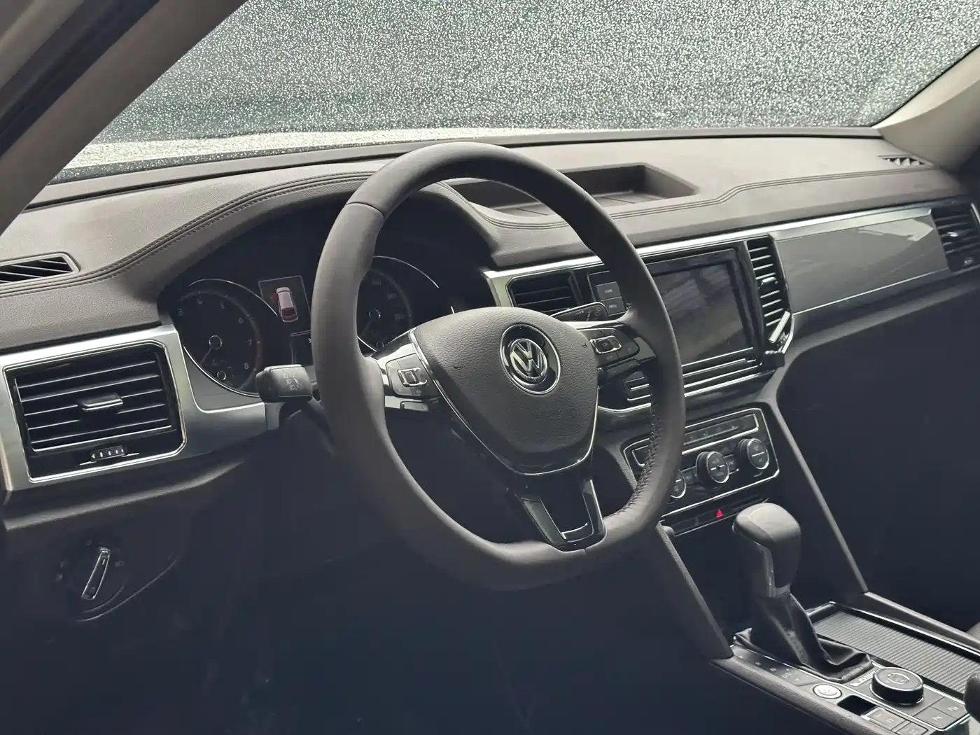 Volkswagen Teramont 2019 380TSI 4WD Luxury Edition China VI фото 28