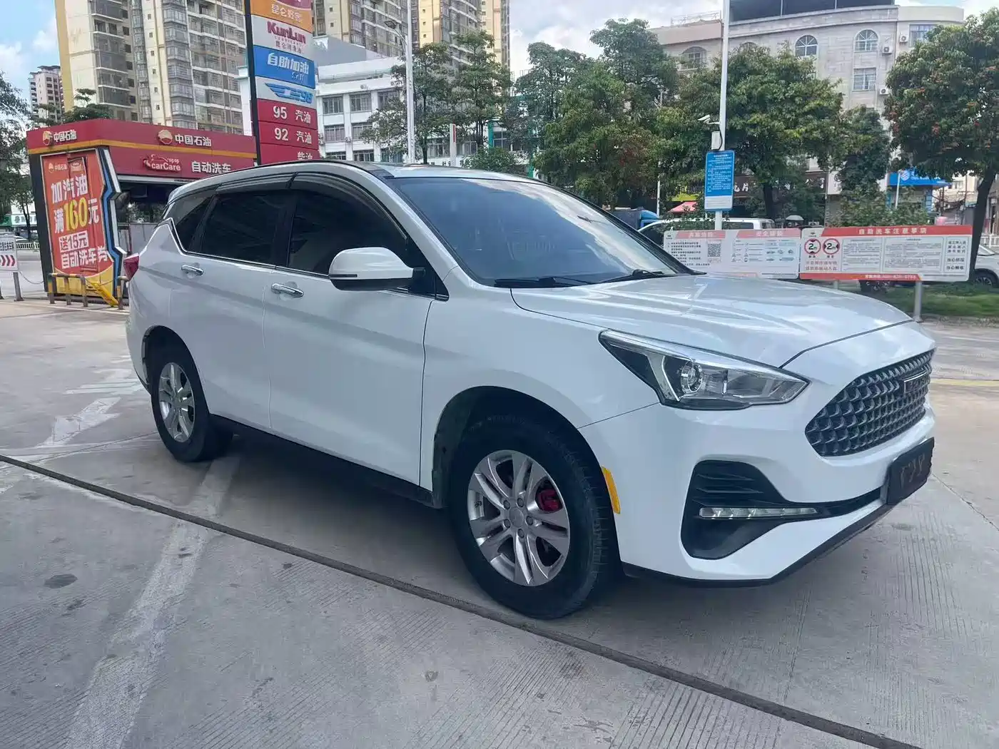 Haval M6 2019 1.5T DCT 2WD Value Edition (China VI) фото 3