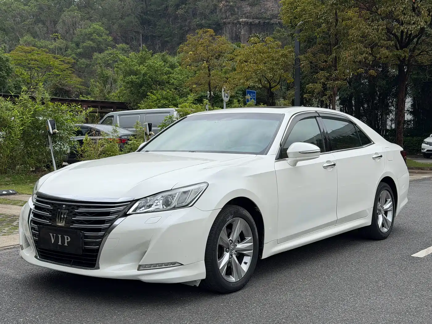 Toyota Crown 2015 2.5L Fashion Limited Edition