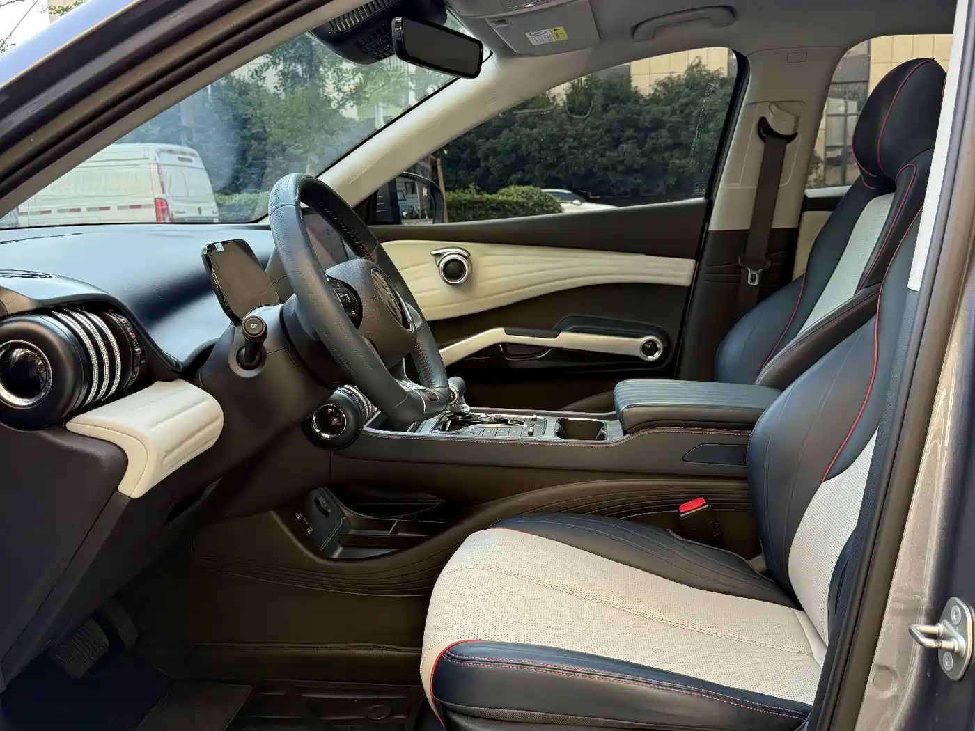 BYD Yuan PLUS 2022 510KM Flagship PLUS фото 4
