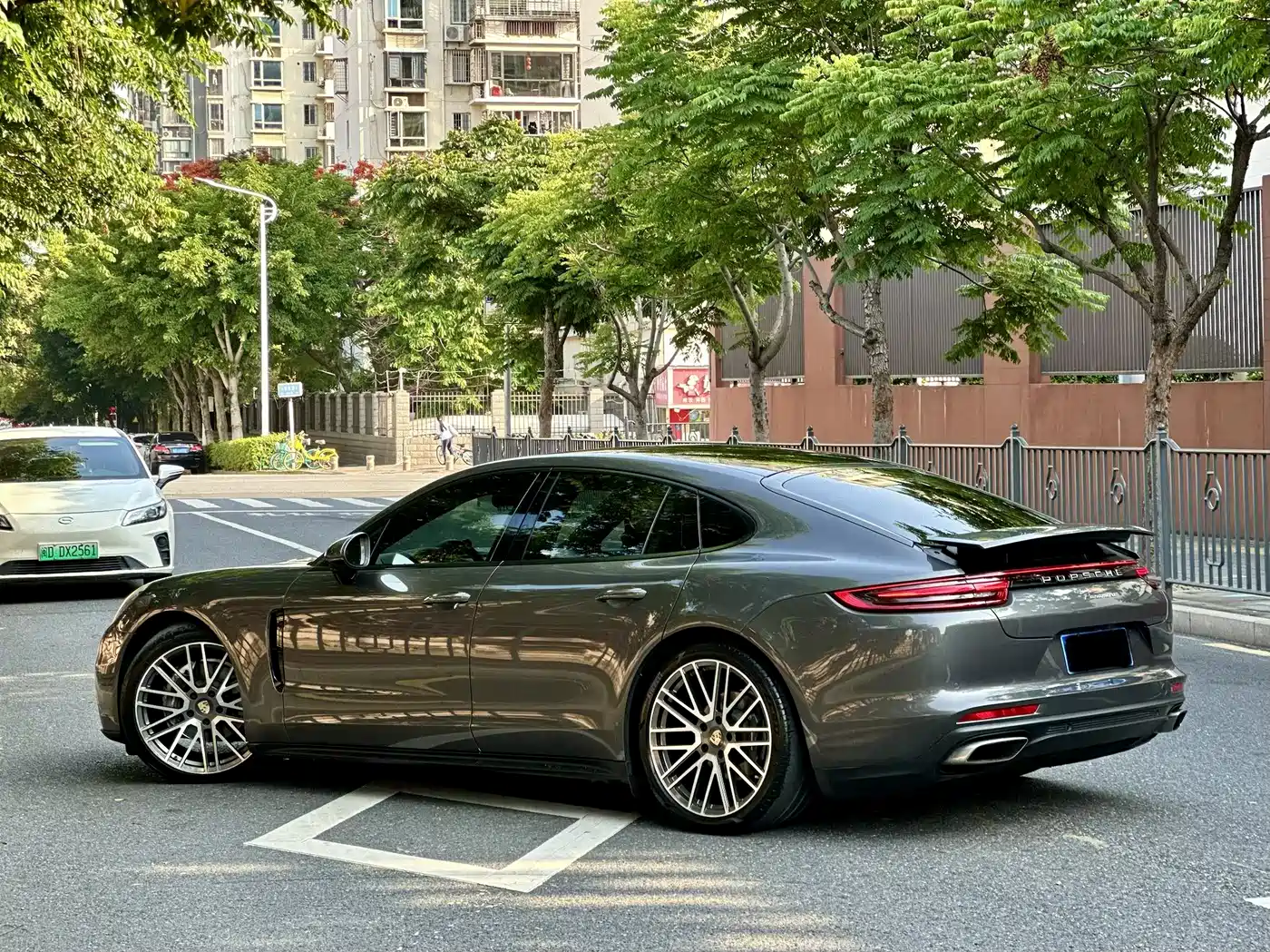 Porsche Panamera 2017 Panamera 3.0T фото 7