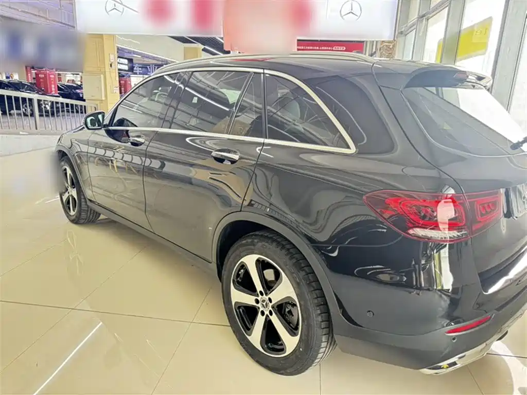 Mercedes-Benz GLC 2022 Facelift II GLC 260 L 4MATIC Sport Model фото 6