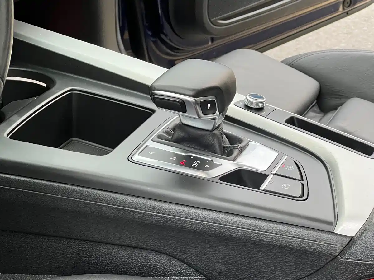 Фото 24 - Audi A5 (Import)