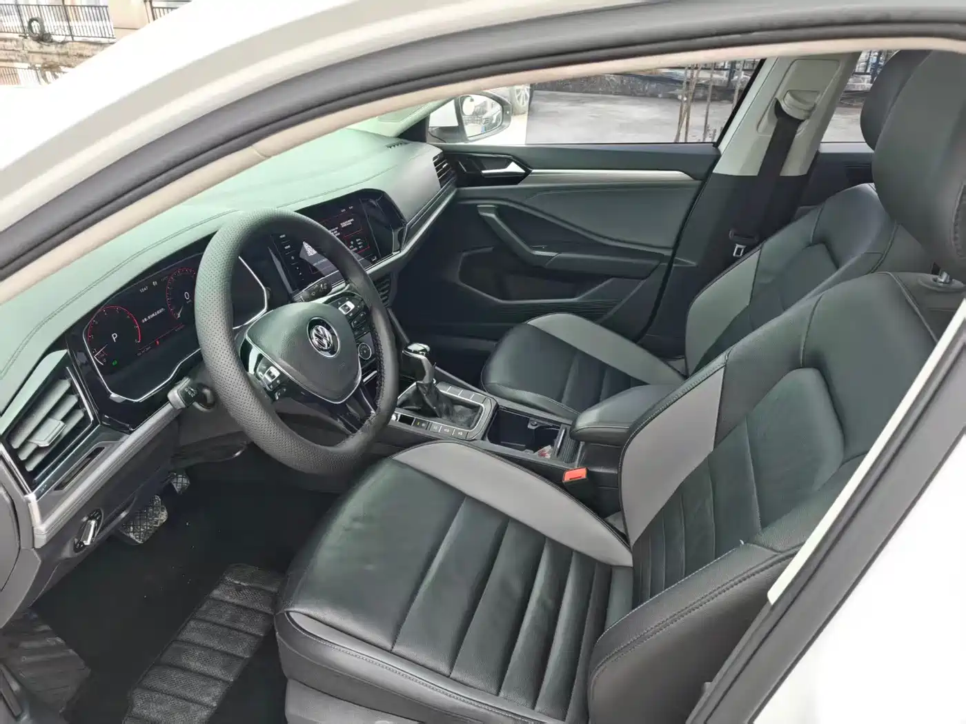 Volkswagen Sagitar 2021 280TSI DSG Comfort Smart Connect Edition фото 4