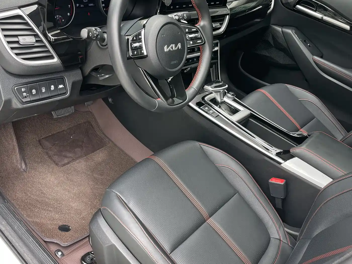 Kia KX3 Smart Run 2021 1.5L CVT Fashion Edition фото 10