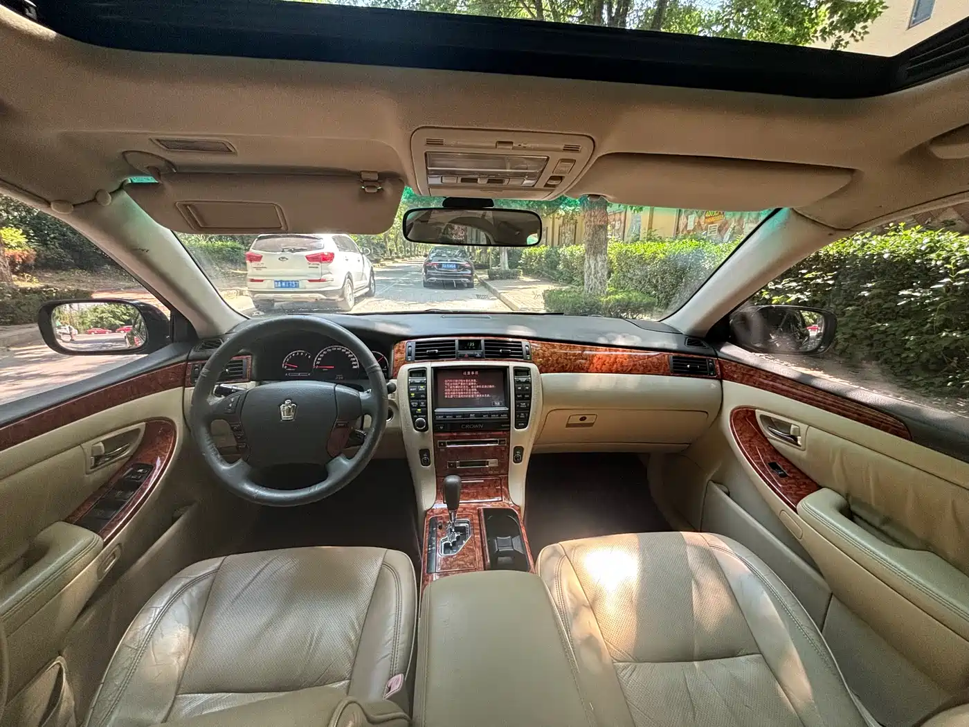 Toyota Crown 2007 2.5L Royal Navigation Edition фото 5