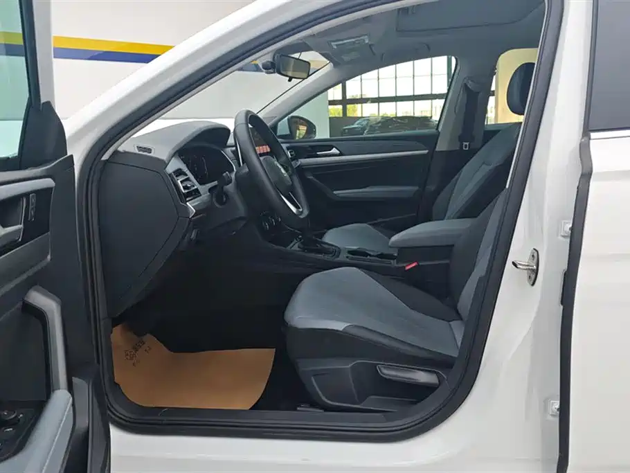 Volkswagen Lavida 2024 Model 1.5L Automatic Starlight 5 Million Edition фото 9