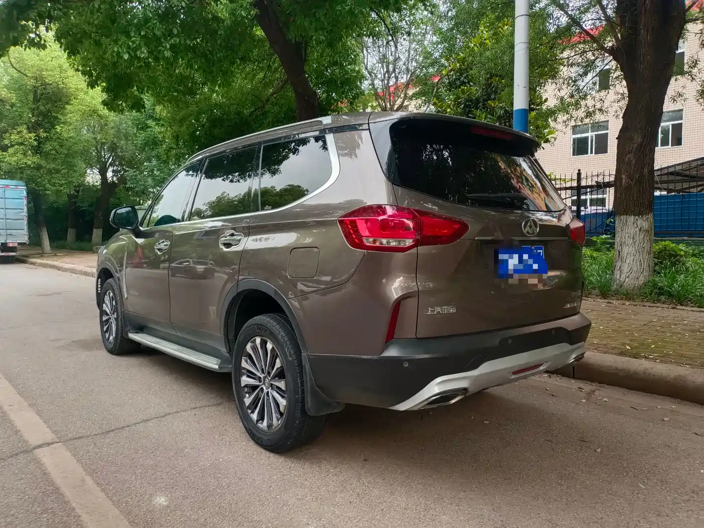 SAIC Maxus D90 2017 2.0T Automatic 4WD Sirius фото 9
