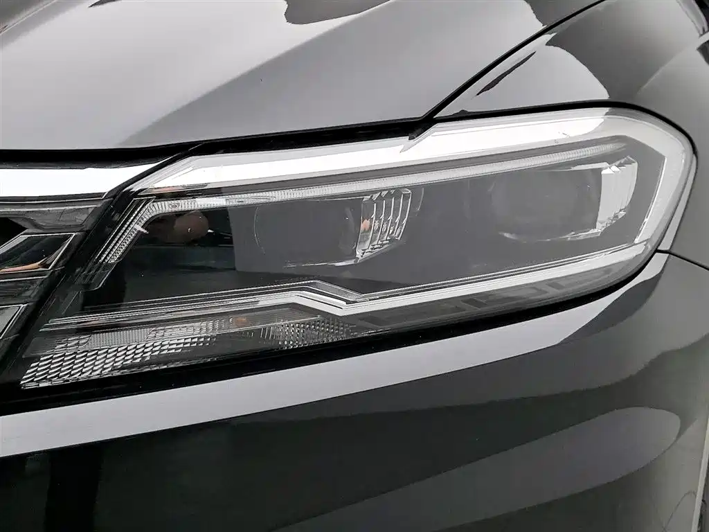 Volkswagen Lavida 2019 1.5L Manual Comfort Edition China VI фото 7