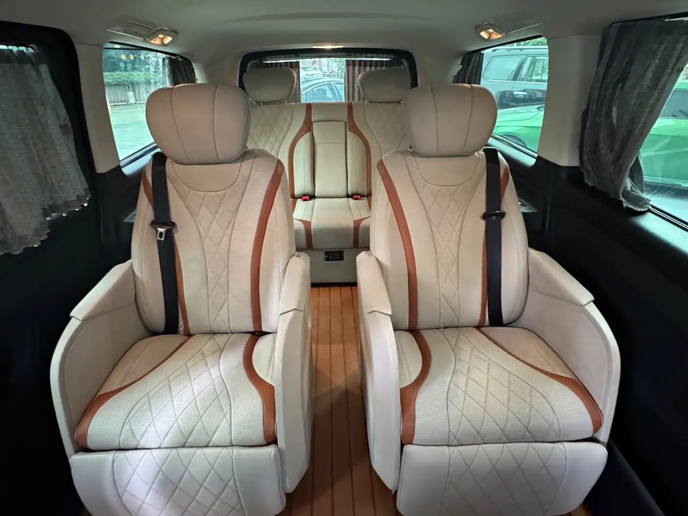 Mercedes-Benz Vito 2018 2.0T Elite Edition 7-Seater China V фото 14