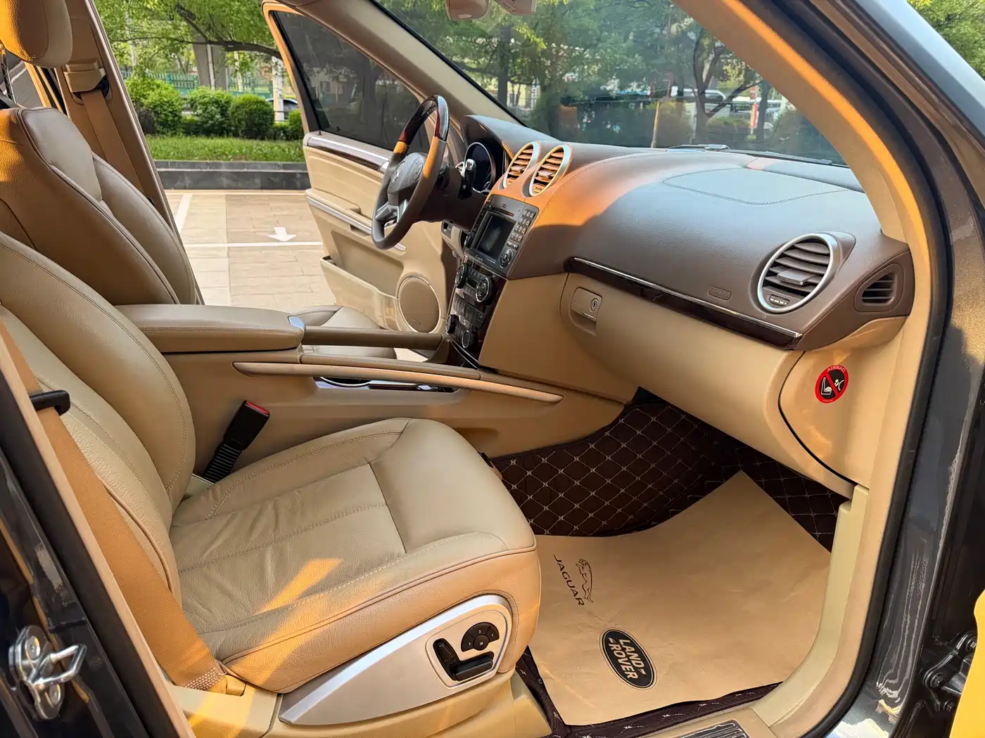 Mercedes-Benz GL-Class 2011 GL 450 4MATIC Premium фото 10