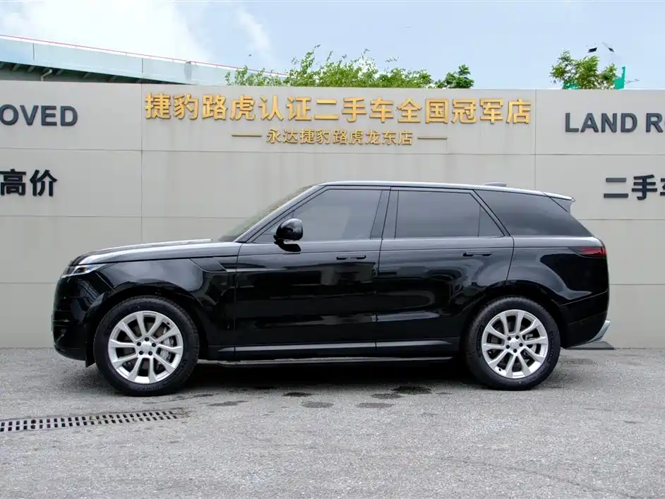 Land Rover Range Rover Sport 2026 2025 360PS S