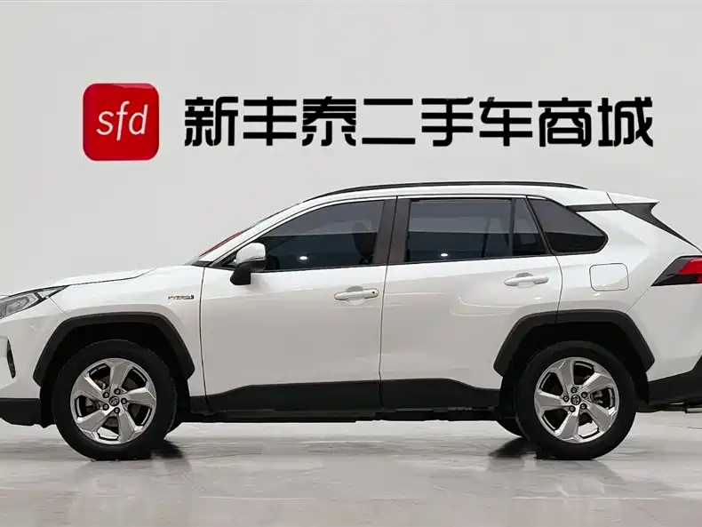 Toyota RAV4 Rongfang 2022 Hybrid 2.5L E-CVT 2WD Elite Edition фото 4