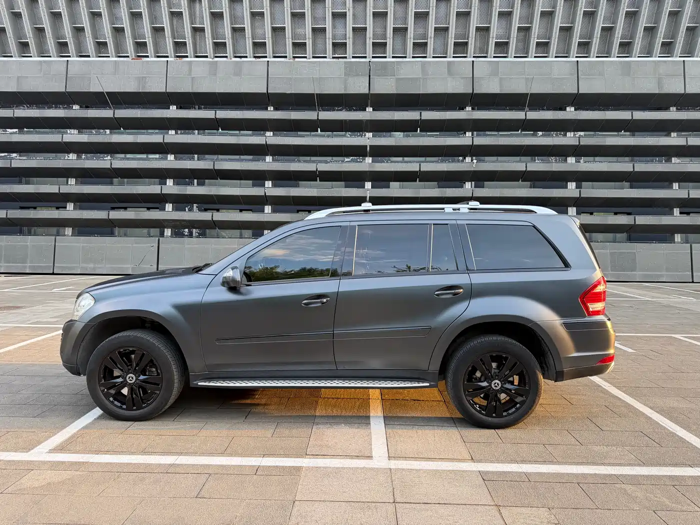 Mercedes-Benz GL-Class 2011 GL 450 4MATIC Premium фото 8