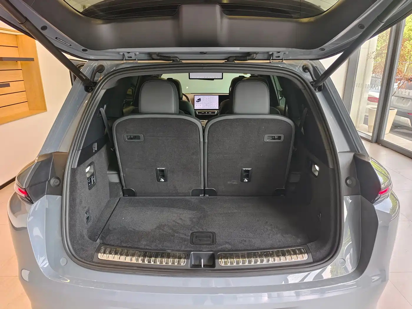 Li Auto L8 2025 2025 Ultra Smart Renewal Edition