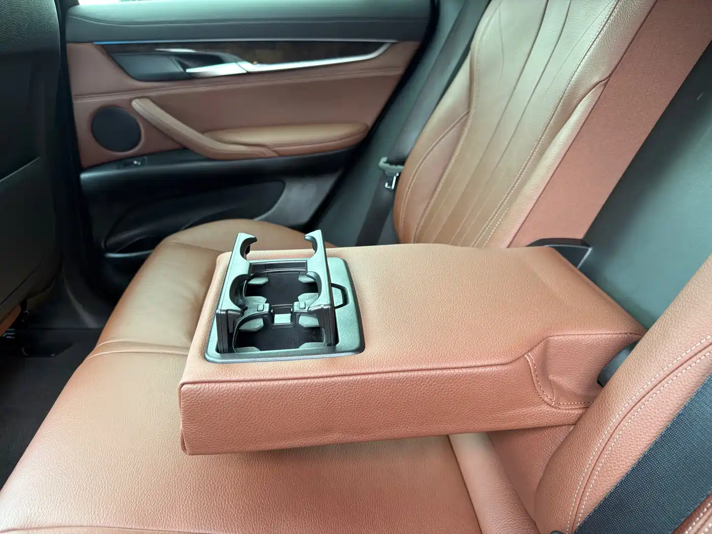 BMW X6 2017 xDrive28i фото 27