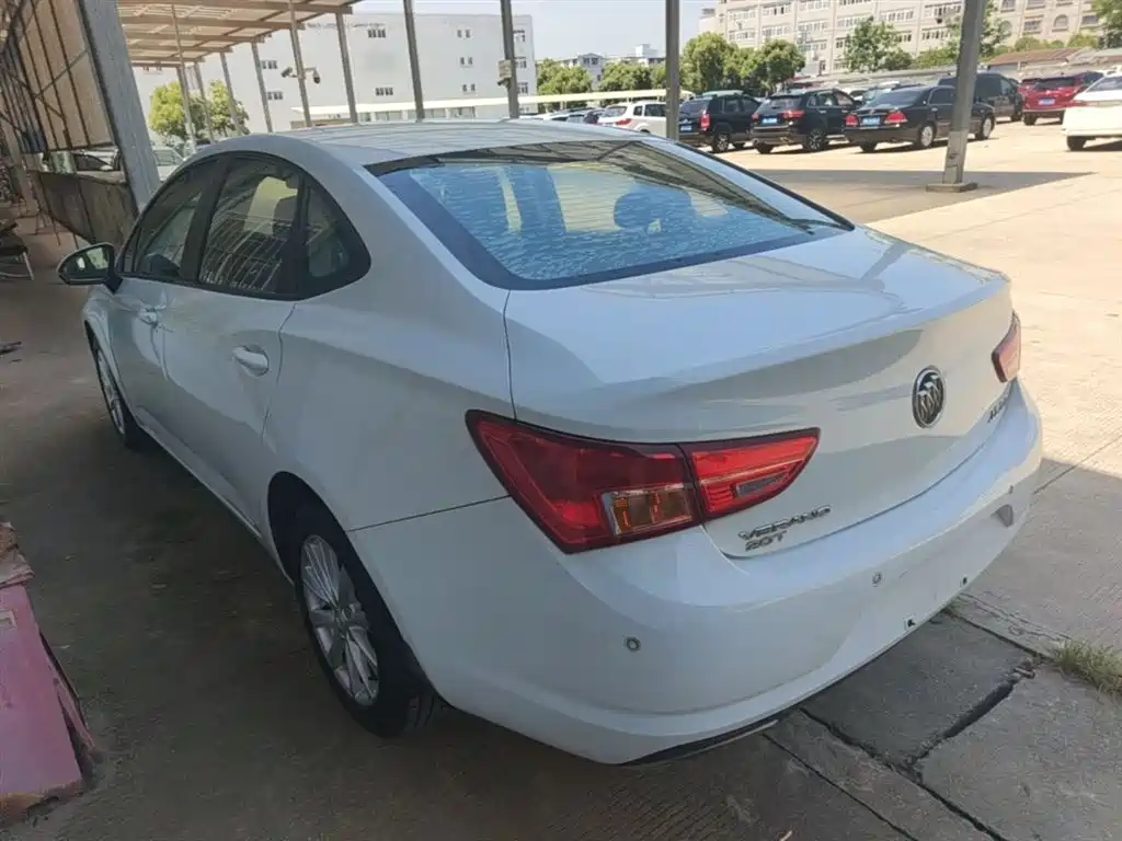 Buick Verano 2017 Sedan 20T DCT Leading фото 5