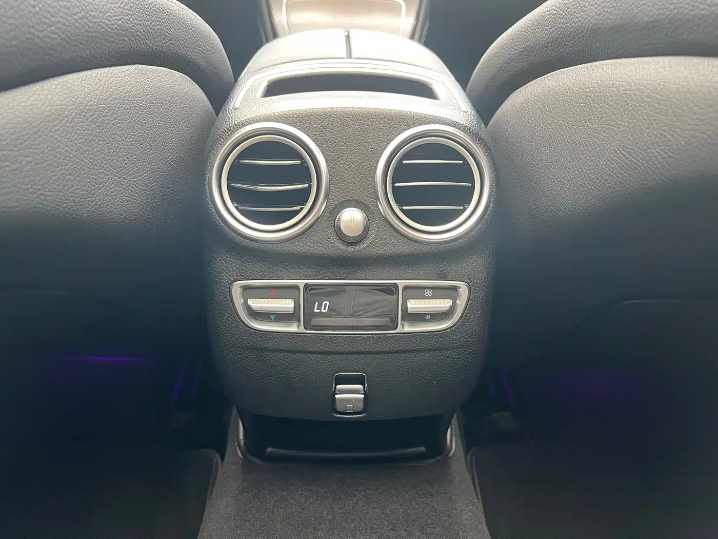 Mercedes-Benz GLC 2022 Facelift GLC 300 L 4MATIC Dynamic Collector's Edition фото 15